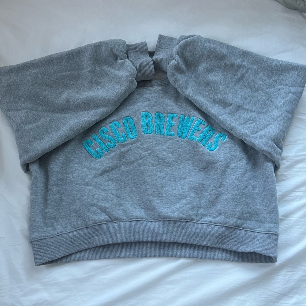 Cisco brewers Nantucket crewneck with terrycloth logo in color grey and size XXL